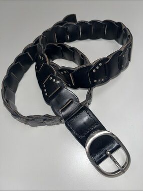 Source Unknown Black interlocking Braid Leather Belt w/Silver Buckle ML